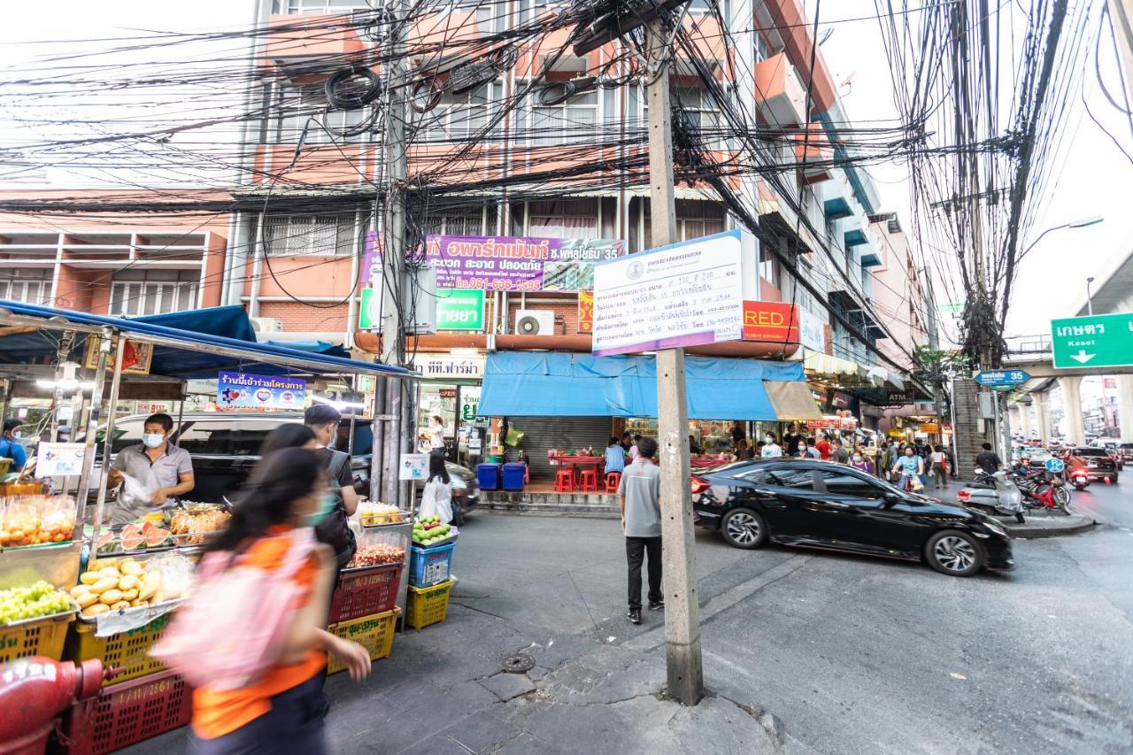 Baan Kun Mhor Hostel บ้านคุณหมอโฮสเทล 曼谷 外观 照片